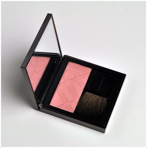 Burberry Cameo (02) Blush Review, Photos, 